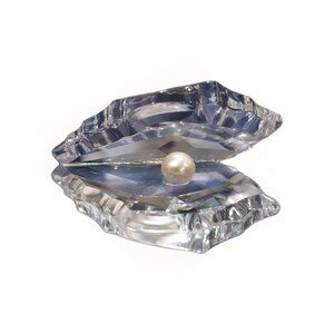 Swarovski Figurine Oyster Shell with Pearl